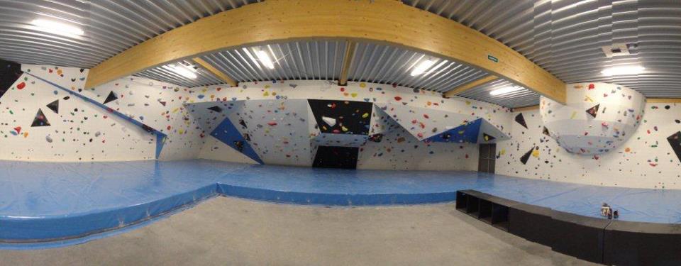 CRUX BOULDERGYM